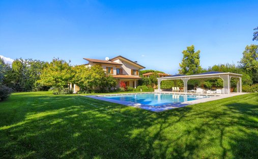 Villa in Ponsacco, Toskana, Italien 1