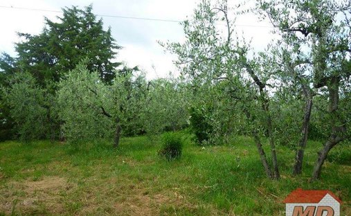 Castle for Sale in Montespertoli, Tuscany, Italy