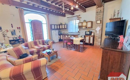 Castle for Sale in Montespertoli, Tuscany, Italy