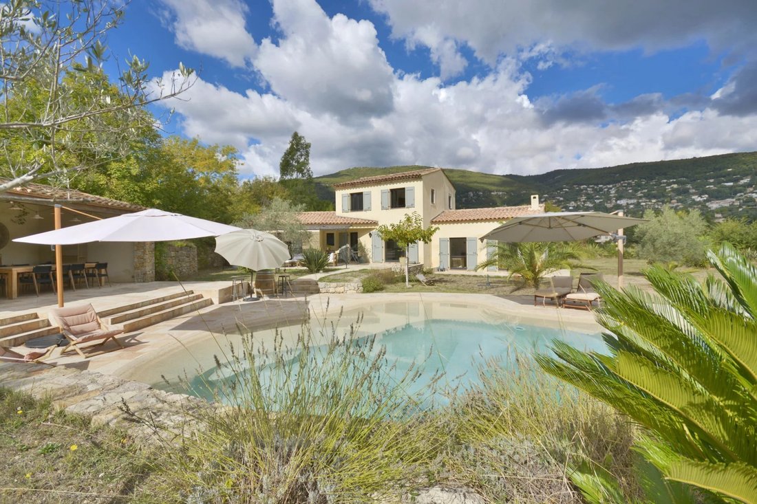Villa in Valbonne, Provence-Alpes-Côte d'Azur, France 1 - 16662061