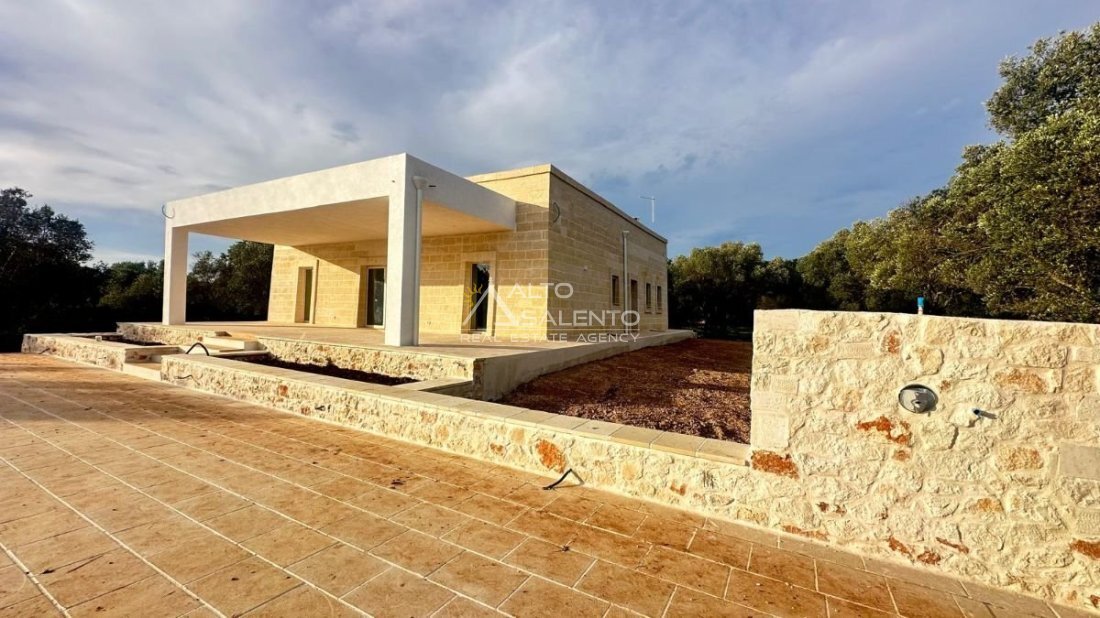 Villa in Ludovico Street - Corso Umberto I - Vittorio Emanuele Street, Ostuni, Apulia 3 - 16663272