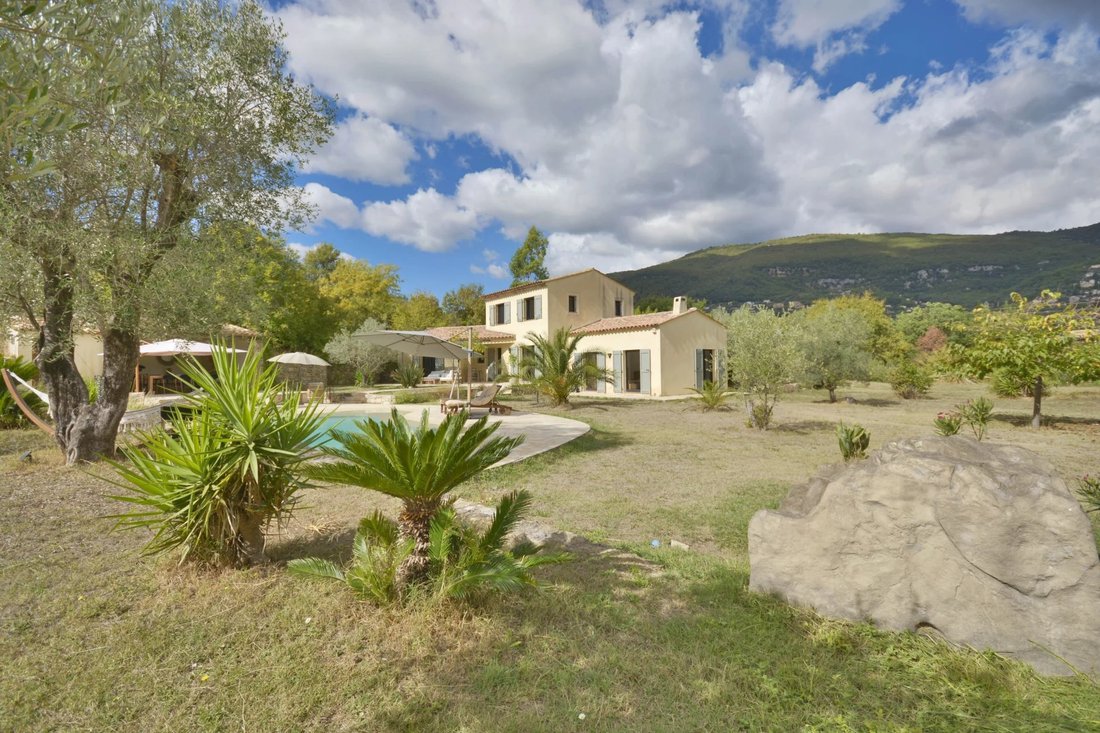 Villa in Valbonne, Provence-Alpes-Côte d'Azur, France 4 - 16662061