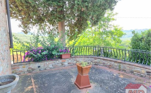 Castle for Sale in Montespertoli, Tuscany, Italy