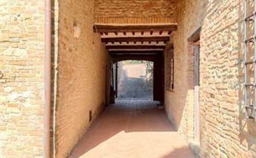 Castle for Sale in Montespertoli, Tuscany, Italy