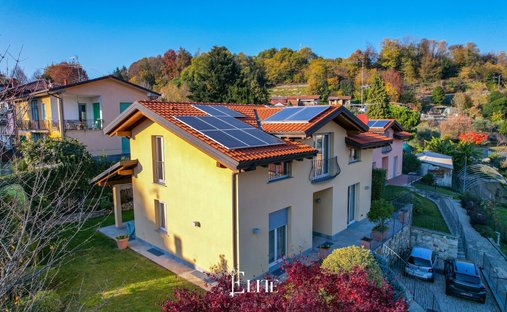 Villa in Laveno-Mombello, Lombardy, Italy 1