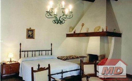 Castle for Sale in Montespertoli, Tuscany, Italy