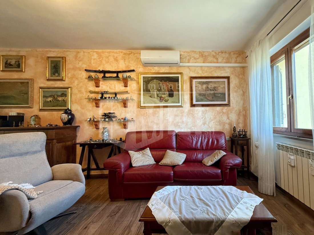 Villa in Hills, Livorno, Tuscany 4 - 16663416