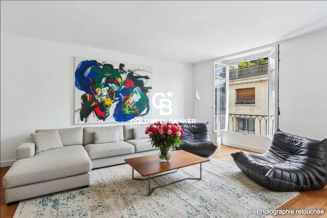 Apartment in Saint Germain l'Auxerrois, Paris 1er Arrondissement, Paris 1 - 16170591