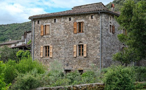 Castle for Sale in Anduze, Occitanie, France