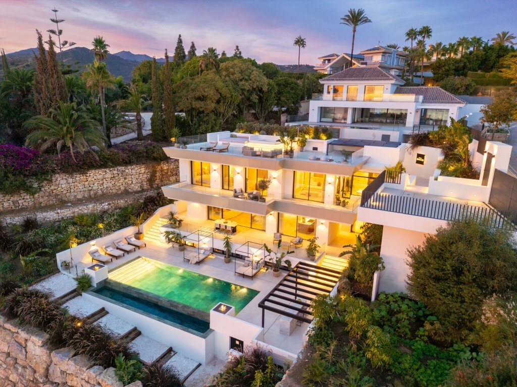 Villa in Marbella, Andalusia, Spain 1 - 16663367