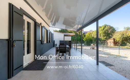 Villa in Mimet, Provence-Alpes-Côte d'Azur, France 1