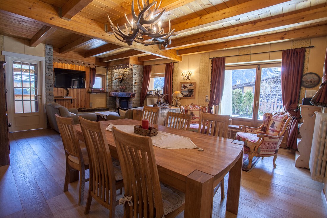 Chalet à Pré-Saint-Didier, Vallée d'Aoste, Italie 2 - 16663193