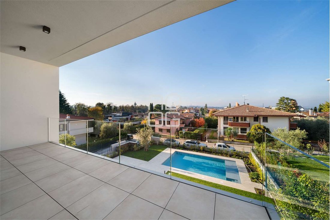 Apartment in Desenzano Centro, Desenzano del Garda, Lombardy 5 - 13880924