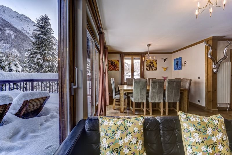 Estate in Les Houches, Auvergne-Rhône-Alpes, France 3 - 16664014