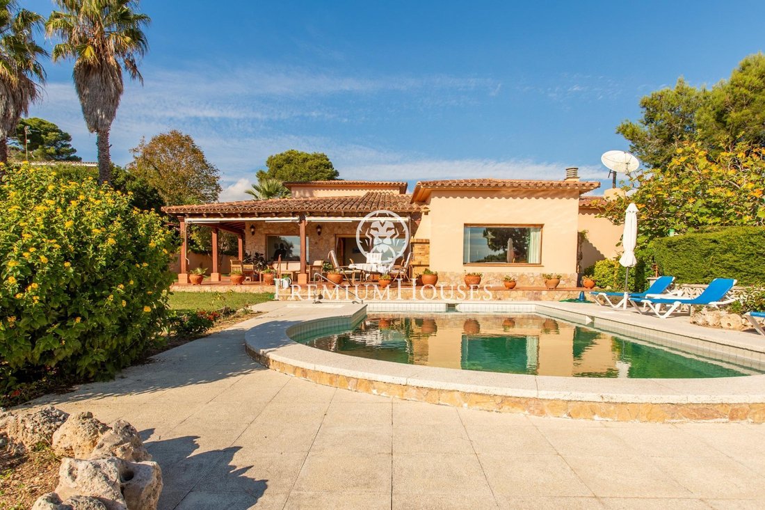 House in Lloret de Mar, Catalonia, Spain 2 - 16663471