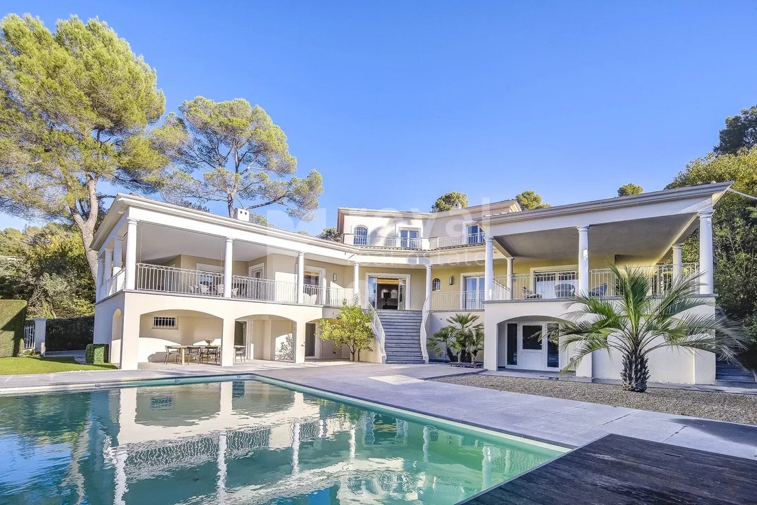 Villa in Mougins, Provence-Alpes-Côte d'Azur, France 1 - 14945803