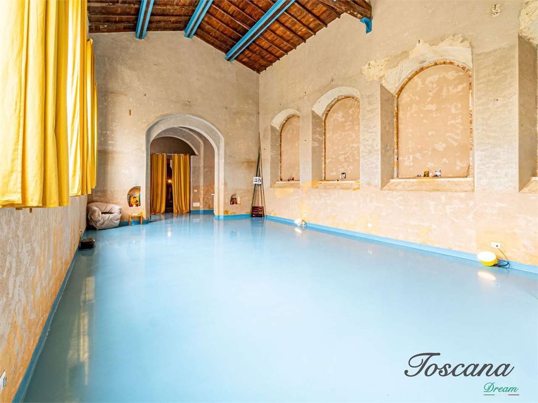 House in Volterra, Tuscany, Italy 4 - 16663524