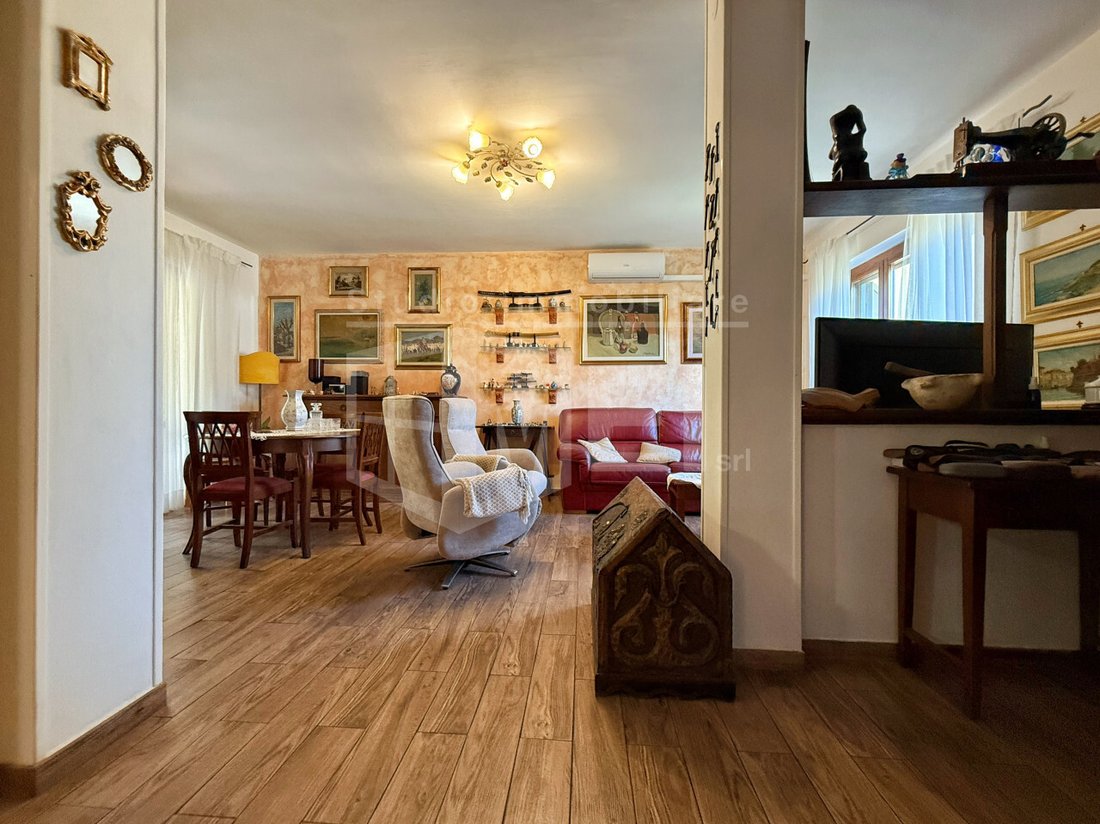 Villa in Hills, Livorno, Tuscany 3 - 16663416