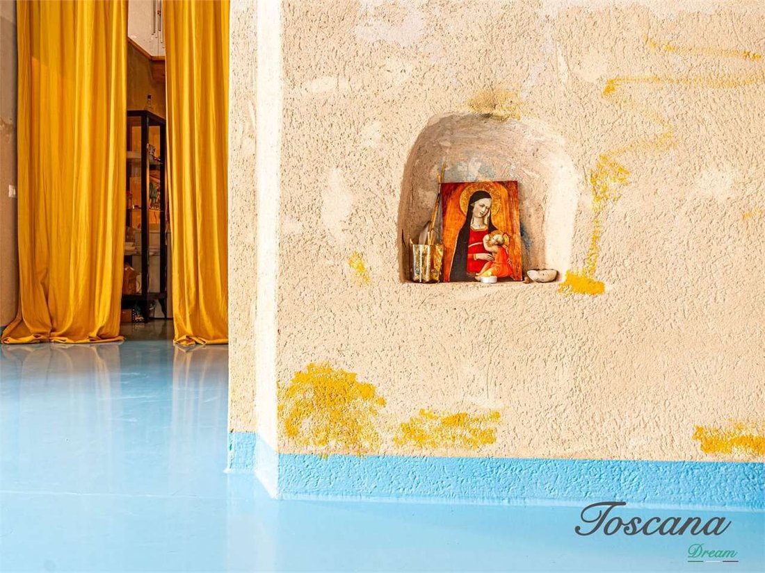 House in Volterra, Tuscany, Italy 1 - 16663524
