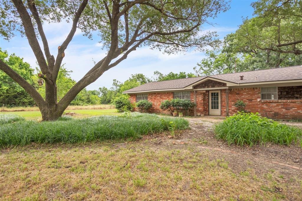 House in Greenville, Texas, United States 5 - 16664420