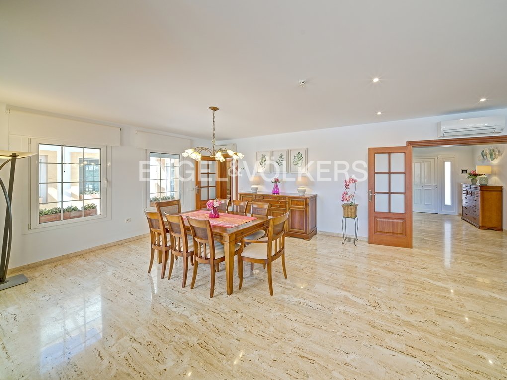 Villa in Calp / Calpe, Valencian Community, Spain 5 - 12777516