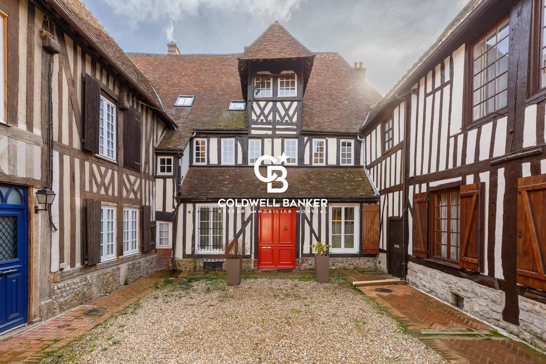 Townhouse in Bernay, Normandy, France 2 - 16661519