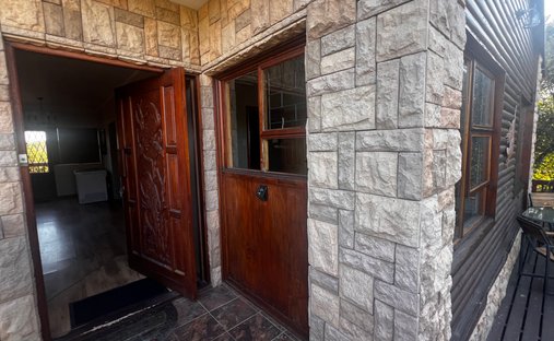 House in Gamtoos Mouth, Eastern Cape, South Africa 1
