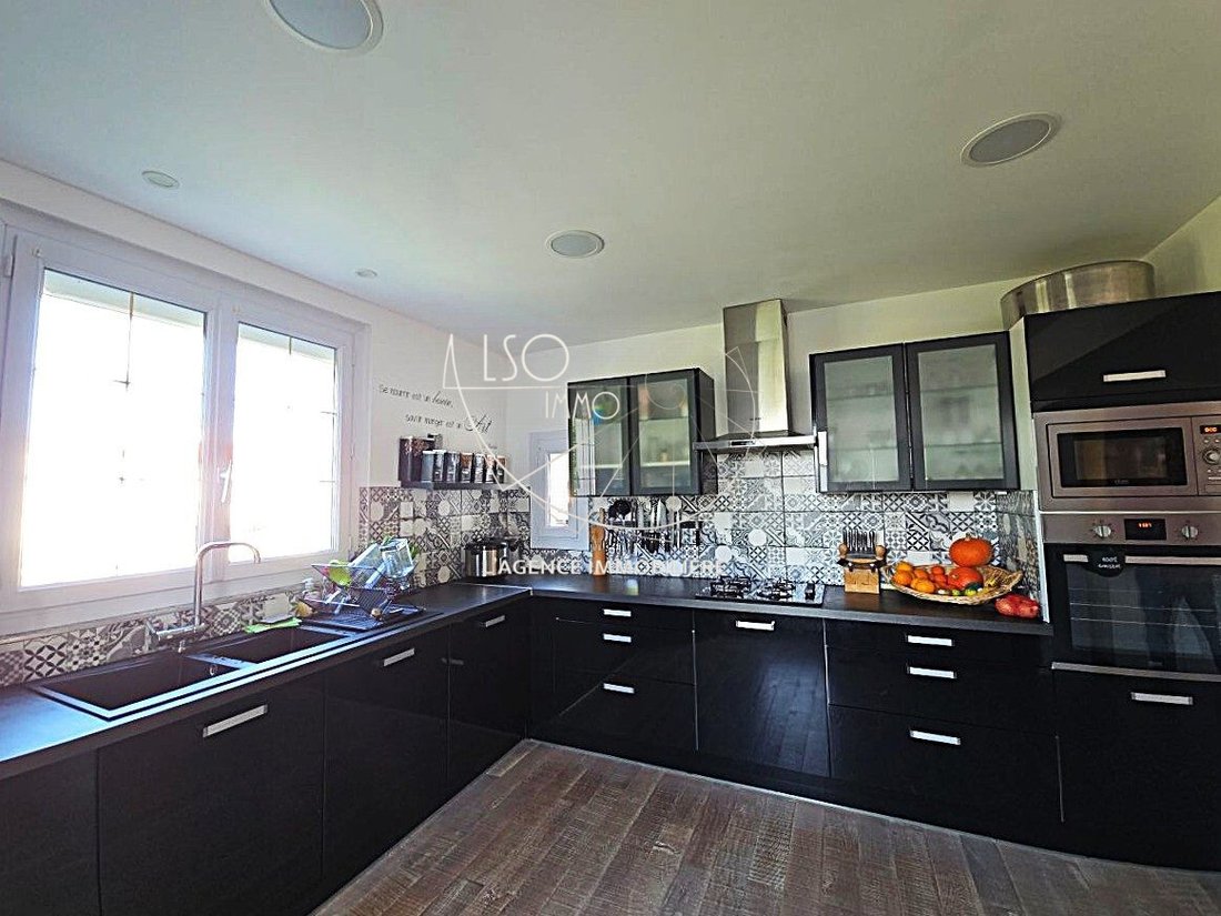 House in L'Ile-d'Olonne, Pays de la Loire, France 1 - 16665402