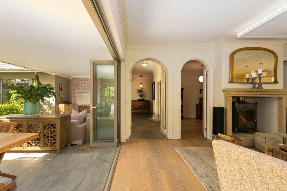 House in Paarl, Western Cape, South Africa 4 - 16273362