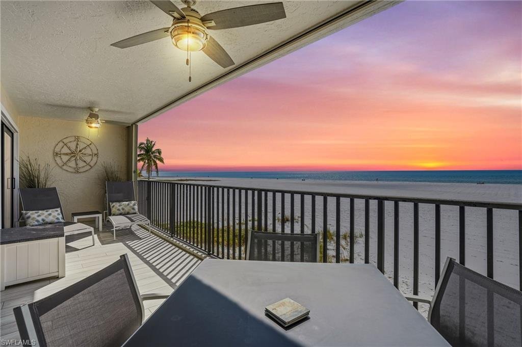 Condo in Fort Myers Beach, Florida, United States 2 - 16663824