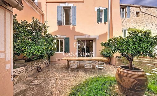 Castle for Sale in Pézenas, Occitanie, France