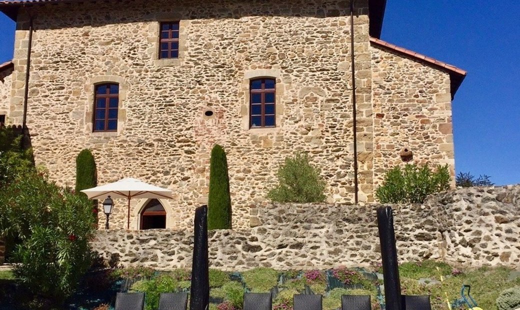 Castle for Sale in Capdenac-Gare, Occitanie, France