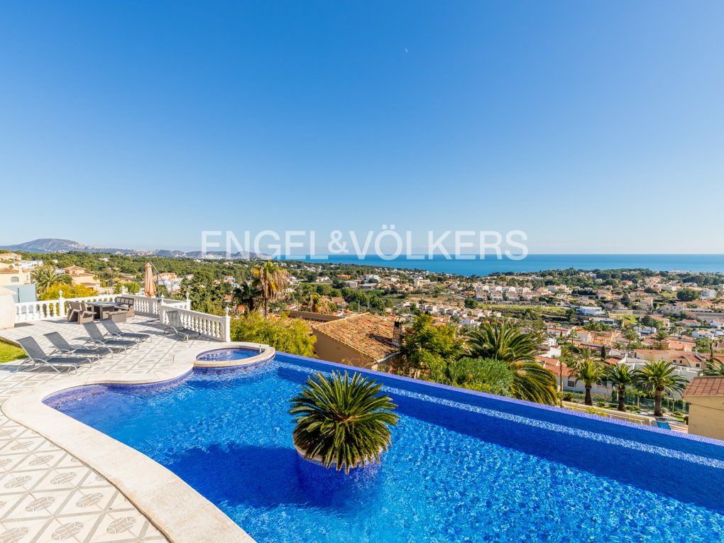Villa in Calp / Calpe, Valencian Community, Spain 5 - 12688793
