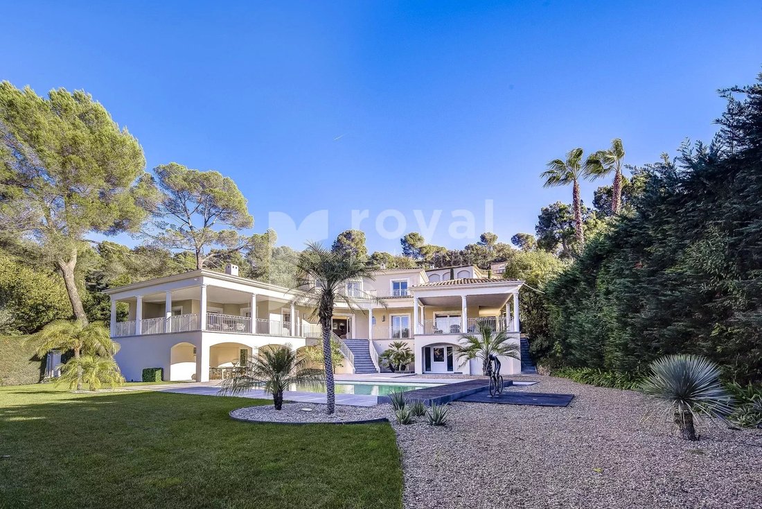 Villa in Mougins, Provence-Alpes-Côte d'Azur, France 3 - 14945803