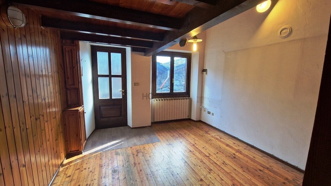 House in Courmayeur, Aosta Valley / Vallée d'Aoste, Italy 3 - 16663326