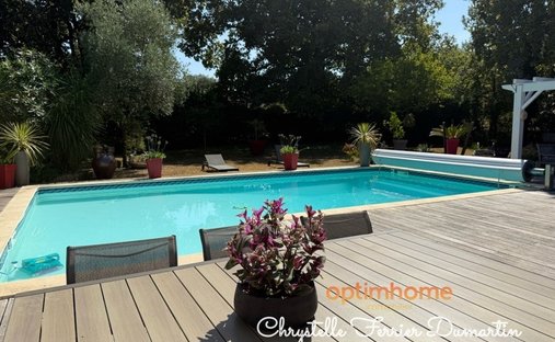 Villa à Carbon-Blanc, Nouvelle-Aquitaine, France 1