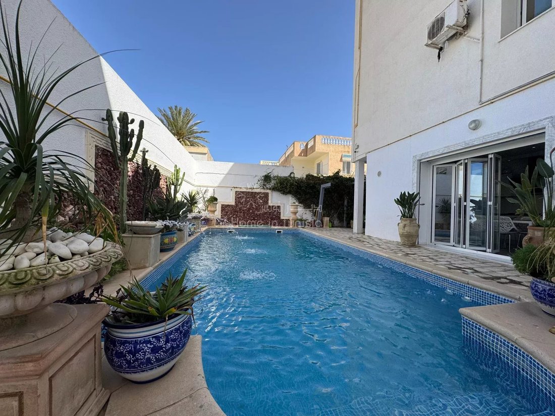 Villa in Akouda, Sousse, Tunisia 2 - 12693418