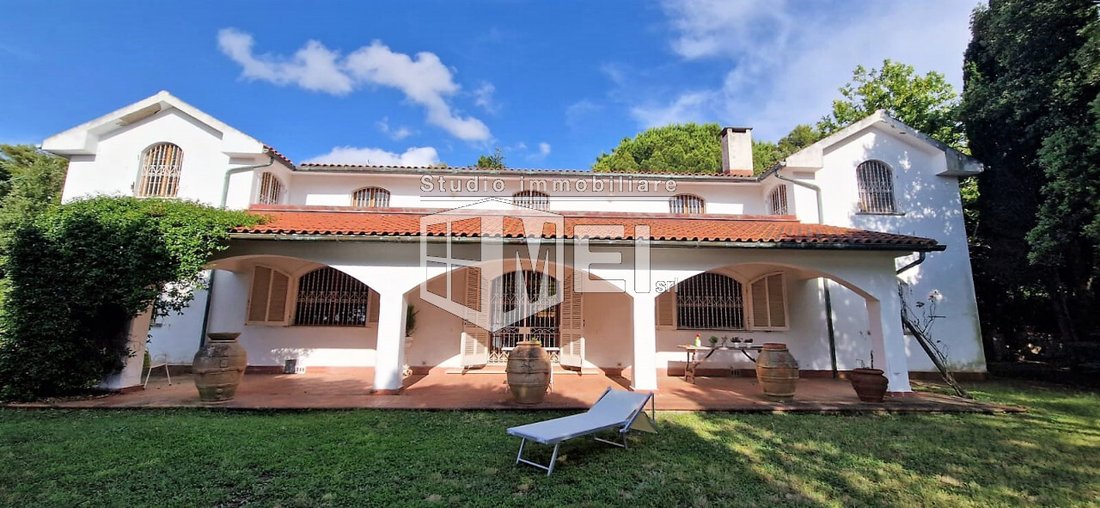 Villa in Hills, Livorno, Tuscany 2 - 16663363