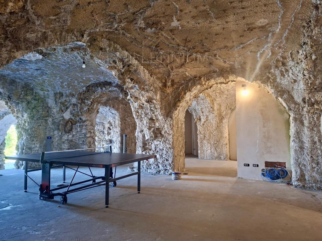 Apartment in Arona, Piedmont, Italy 5 - 16658037