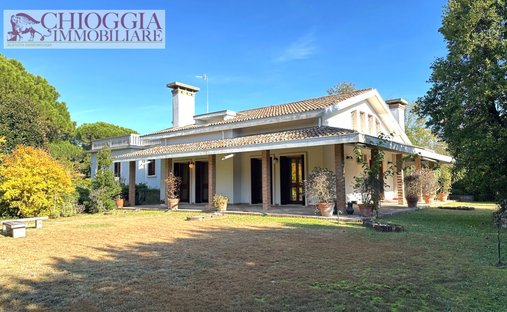 Villa in Porto Viro, Venetien, Italien 1