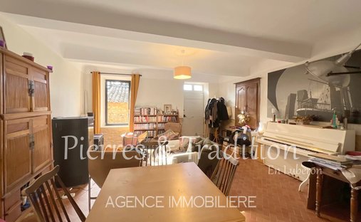 Beautiful Stone Property With Views And Pool