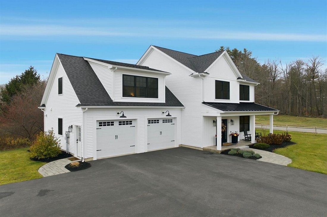 House in Laconia, New Hampshire, United States 1 - 16662316