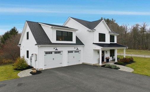 House in Laconia, New Hampshire, United States 1