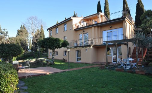 Villa in Center, San Casciano in Val di Pesa, Tuscany 1