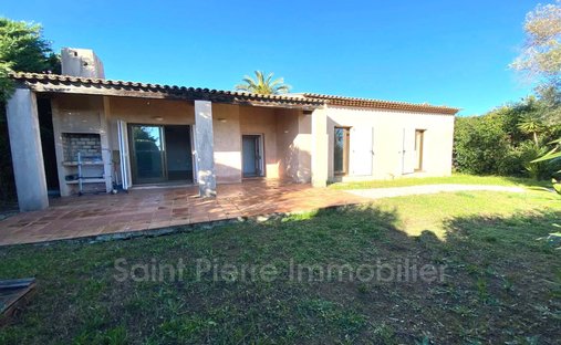 Villa in Vaug, Villeneuve-Loubet, France 1
