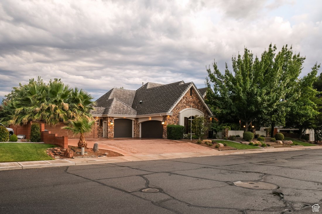 House in St. George, Utah, United States 2 - 16666268