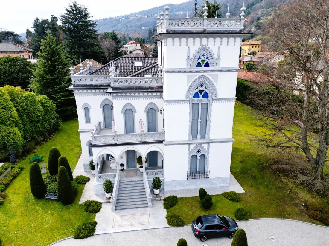 Villa in Lesa, Piedmont, Italy 1 - 16666603