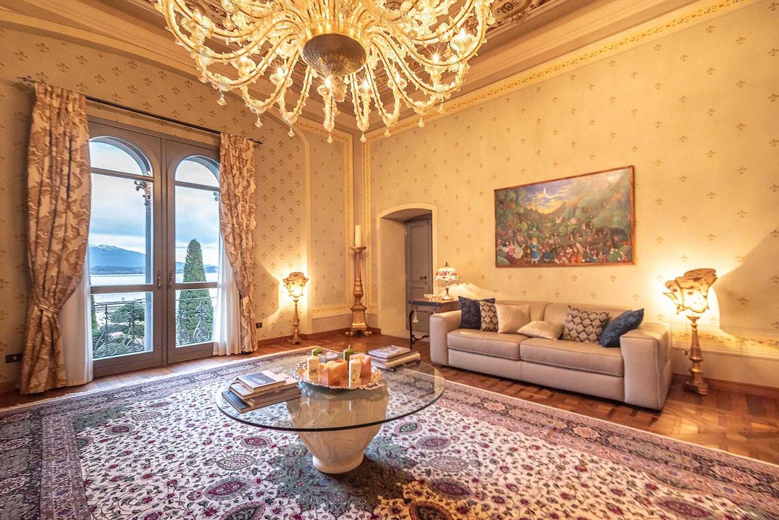 Villa in Lesa, Piedmont, Italy 3 - 16666603