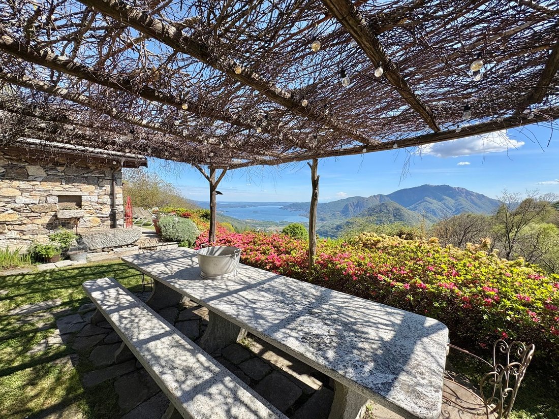 Chalet in Mergozzo, Piedmont, Italy 4 - 16666348