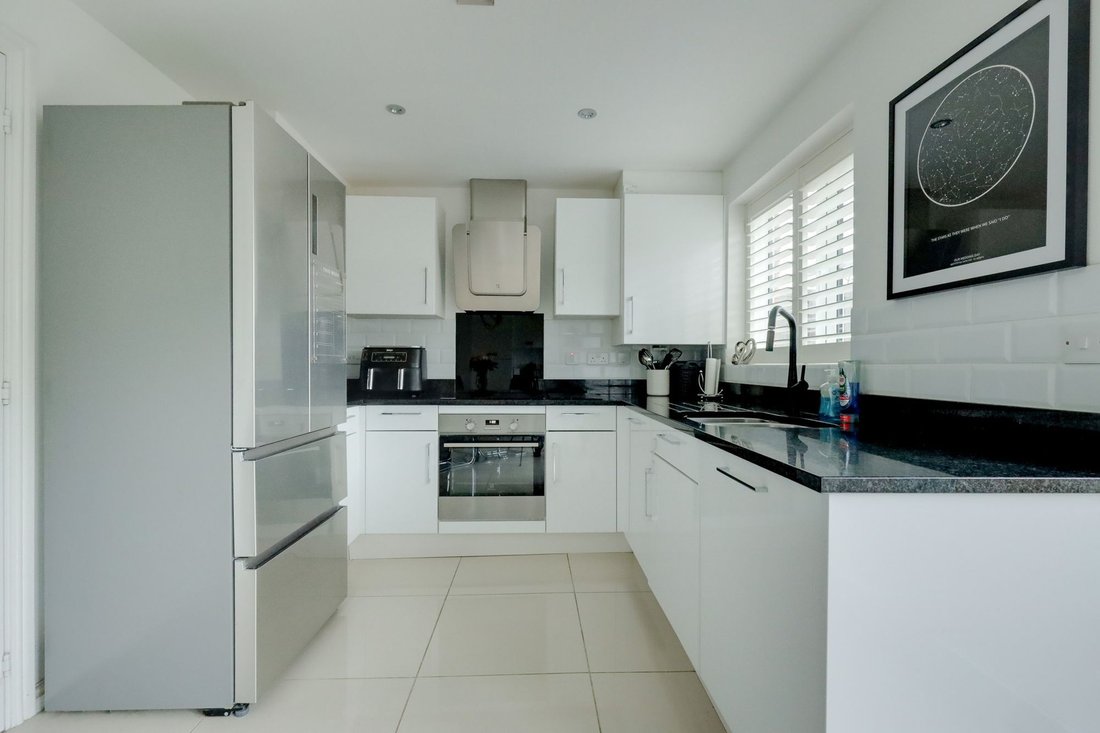 House in Burgess Hill, England 3 - 16666570